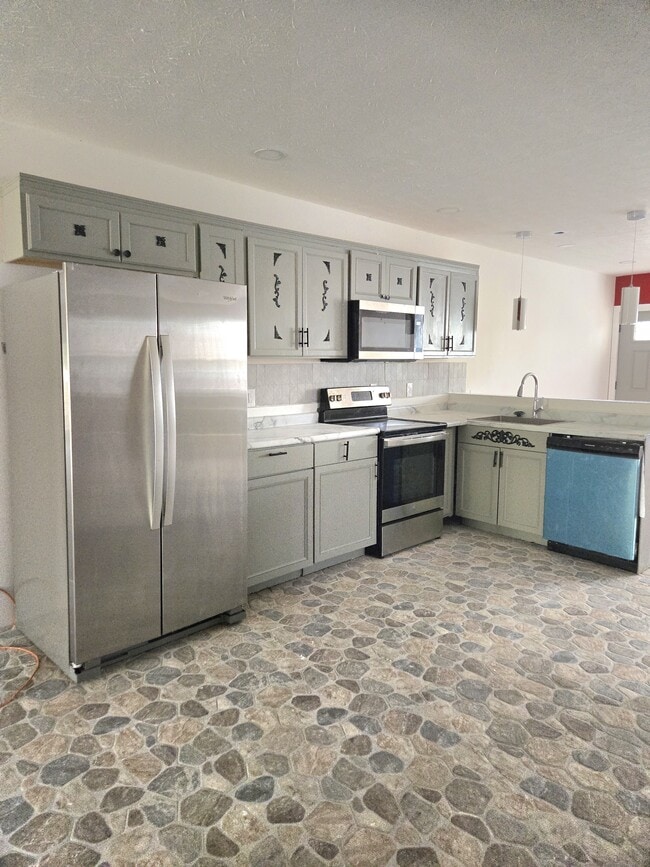 Building Photo - 5210 Bessmer Dr