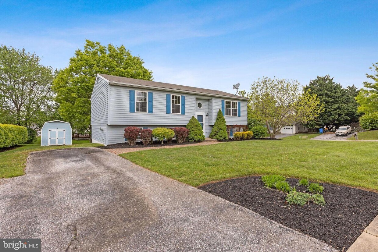 490 Mountain Laurel Ct, Westminster, MD 21158 House for Rent in