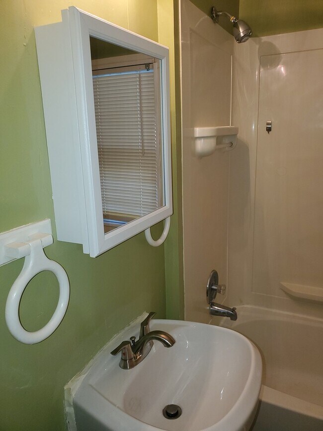 Foto del edificio - 2820 Stinson Blvd NE