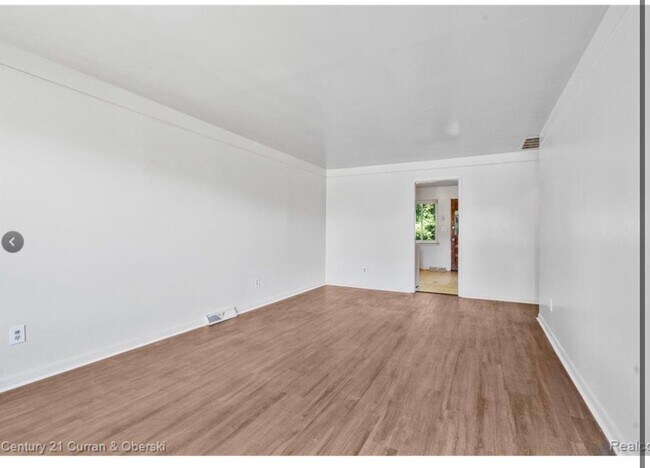 Building Photo - 212 Arcola St