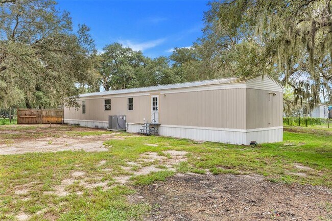 Foto del edificio - 3705 Appaloosa Rd