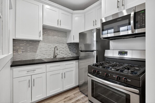Foto del edificio - 405 W 3rd St