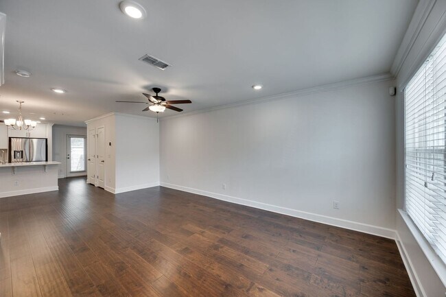Foto del edificio - 1135 Lilly Valley Way