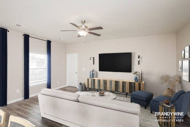 Foto del edificio - 327 Redmoss Dr