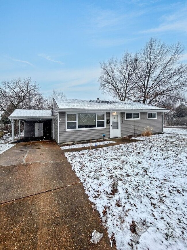 Building Photo - Charming 3-Bedroom Home with Modern Comfor...