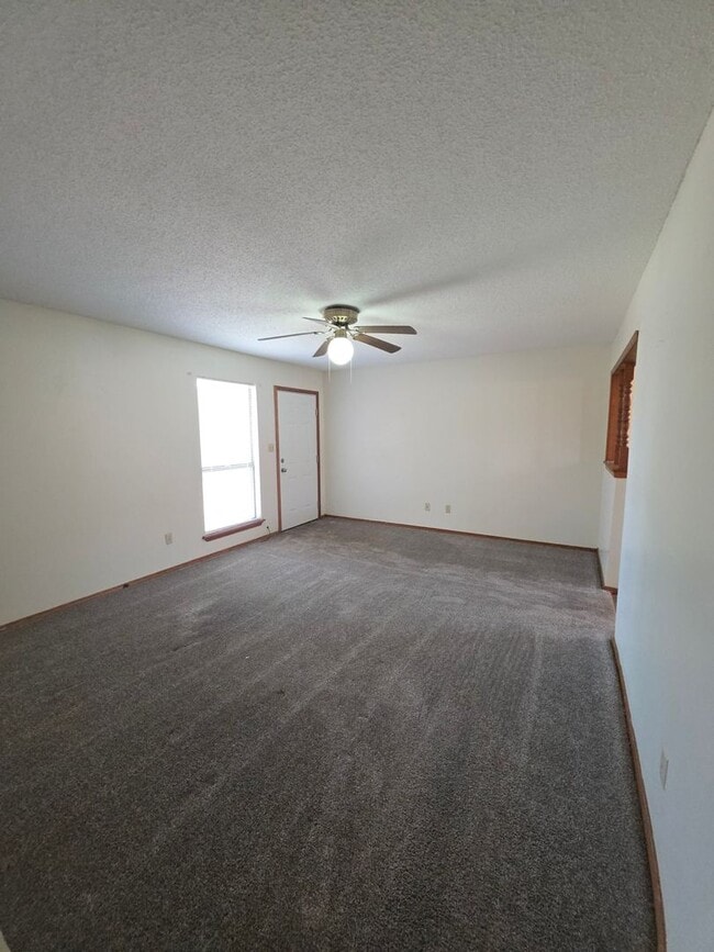 Building Photo - 1208 S Frankfort Ave