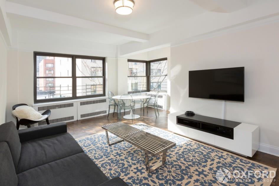 Primary Photo - 340 East 52nd Street