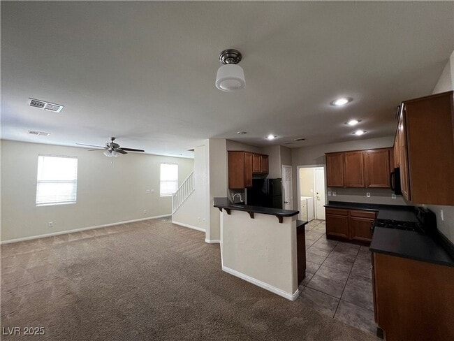 Building Photo - 6255 W Arby Ave