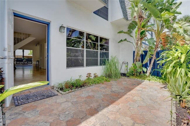 Building Photo - 3905 SW 67th Terrace