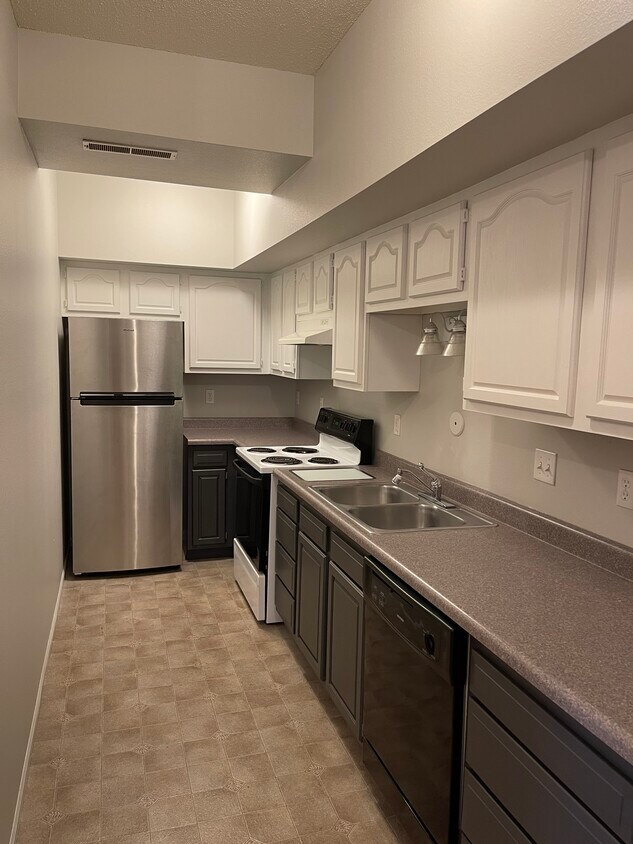 Foto principal - 131 E Davenport St