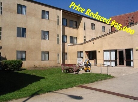 Foto del edificio - Superior Manor Apartments