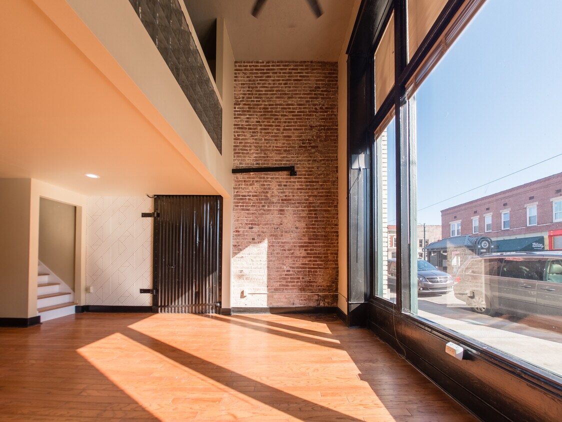 417 S Main St, Memphis, TN 38103 Condo for Rent in Memphis, TN