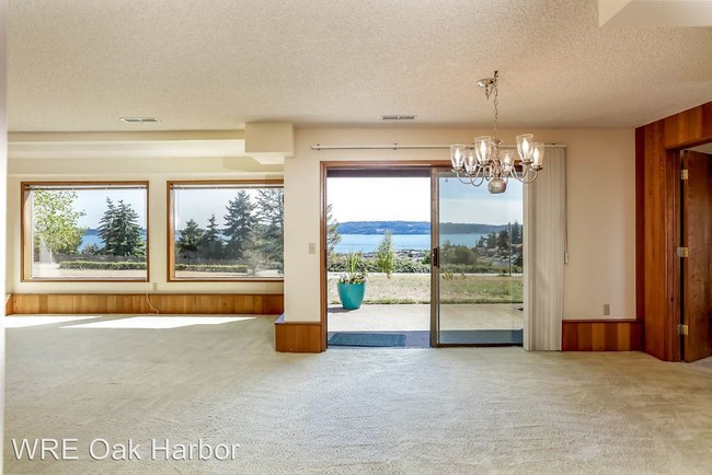Foto del edificio - 2371 Strawberry Hill Ln
