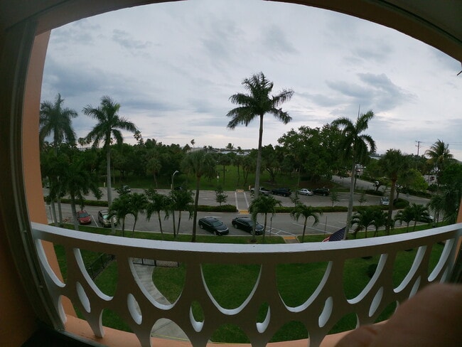 Foto del edificio - 15 S Golfview Rd