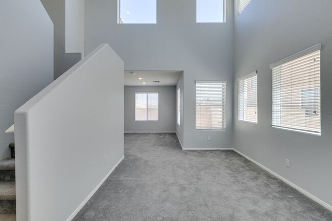 Building Photo - Bright & Spacious Home with Open Layout and Prime Location