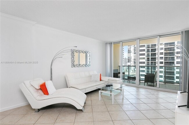 Foto del edificio - 2501 S Ocean Dr