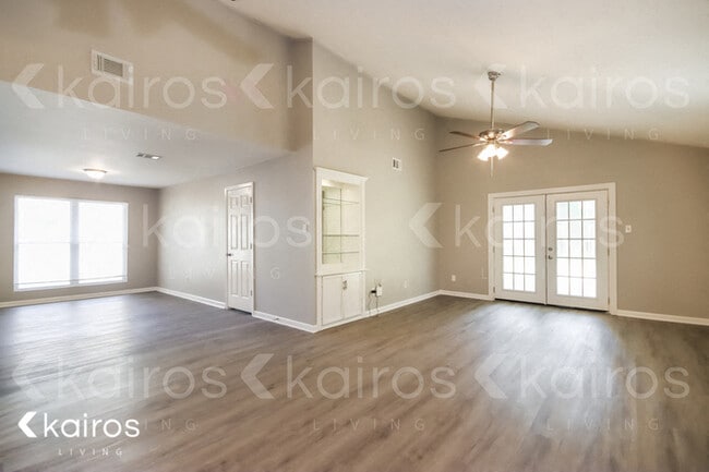 Foto del edificio - 25625 Chestnut Ln