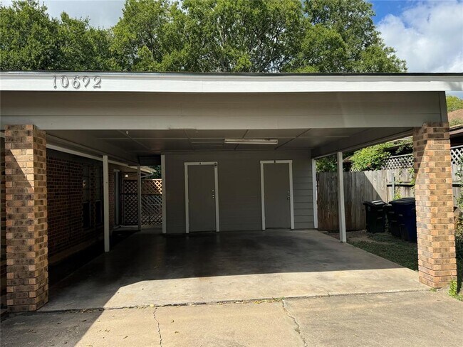 Foto del edificio - 10622 Golden Quail Dr