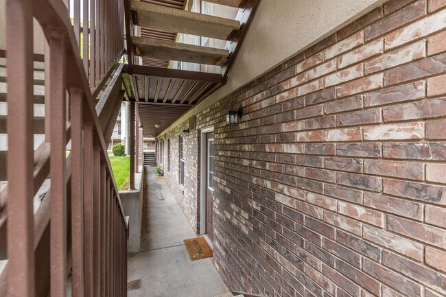Foto del edificio - Incredible Condo in Downtown Orem