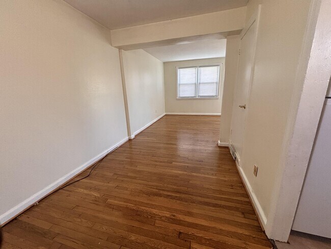 Foto del edificio - 2575 Iverson St