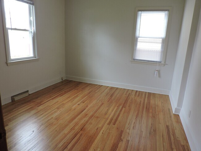 Foto del edificio - 2 bedroom, 1 bath house