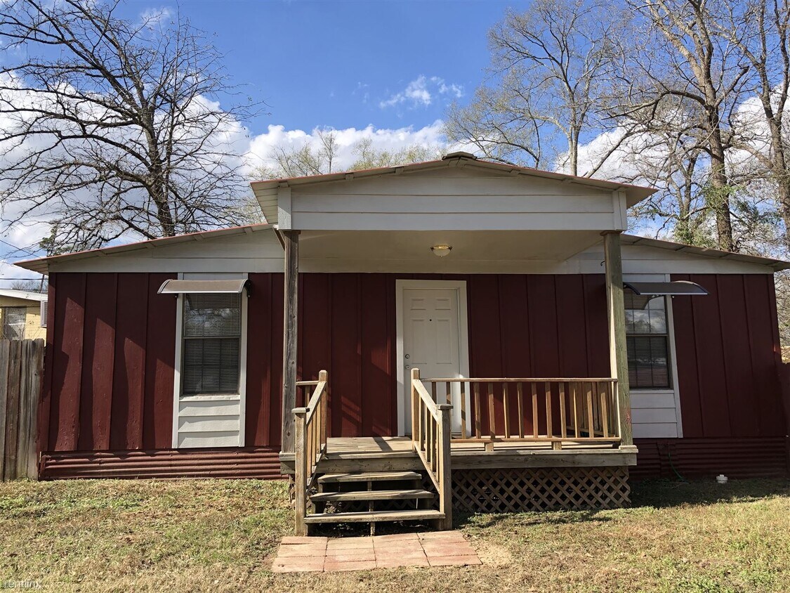 1 br, 1 bath House 3297 FM 2259 2 House Rental in Nacogdoches, TX