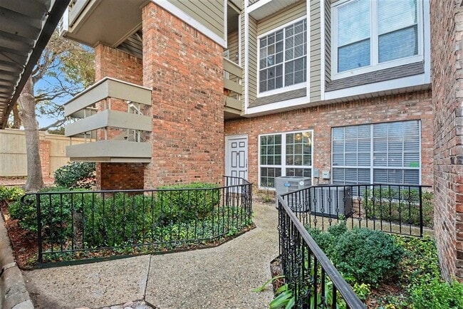 Building Photo - 8550 Fair Oaks Crossing