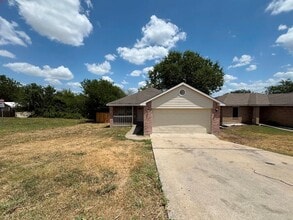 Building Photo - 7309 Ritchie Dr
