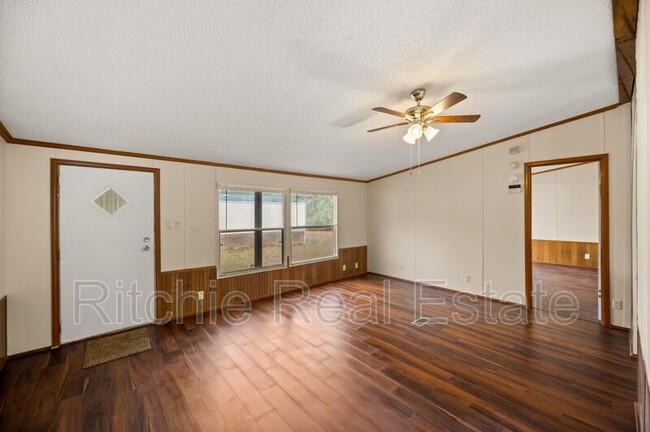 Building Photo - 21459 Highway 167