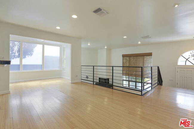 Building Photo - 625 Mildred Ave