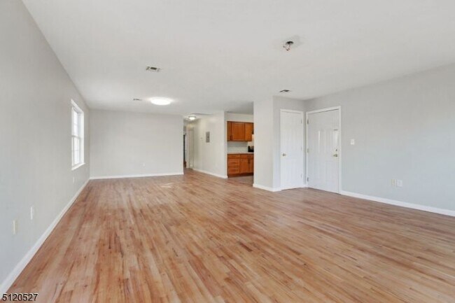 Foto del edificio - 362-364 S 7th St