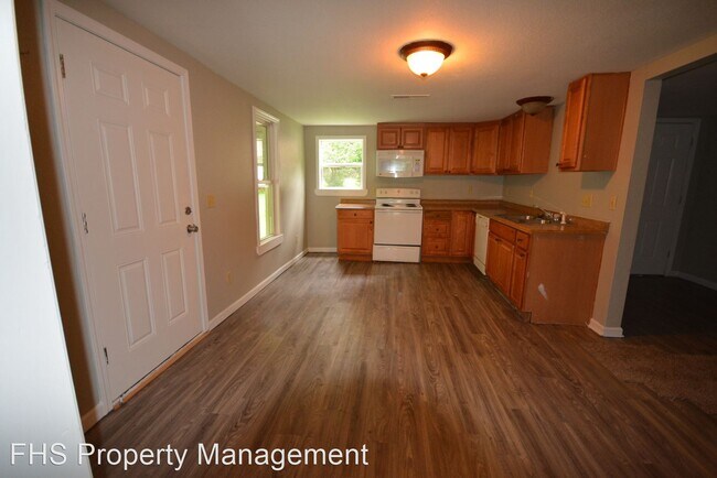 Building Photo - 3 br, 1 bath House - 2037 N Jefferson Ave