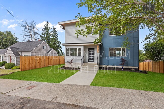 Photo - 605 Prospect Ave N Townhome