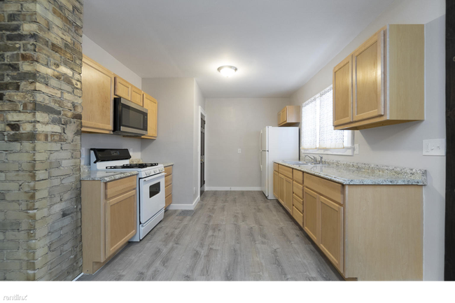 Building Photo - 4 br, 2 bath House - 711 Franklin St SE