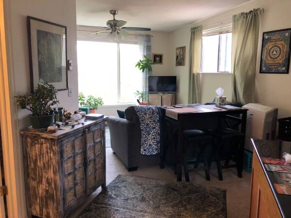 Foto principal - 565 W Midway Blvd