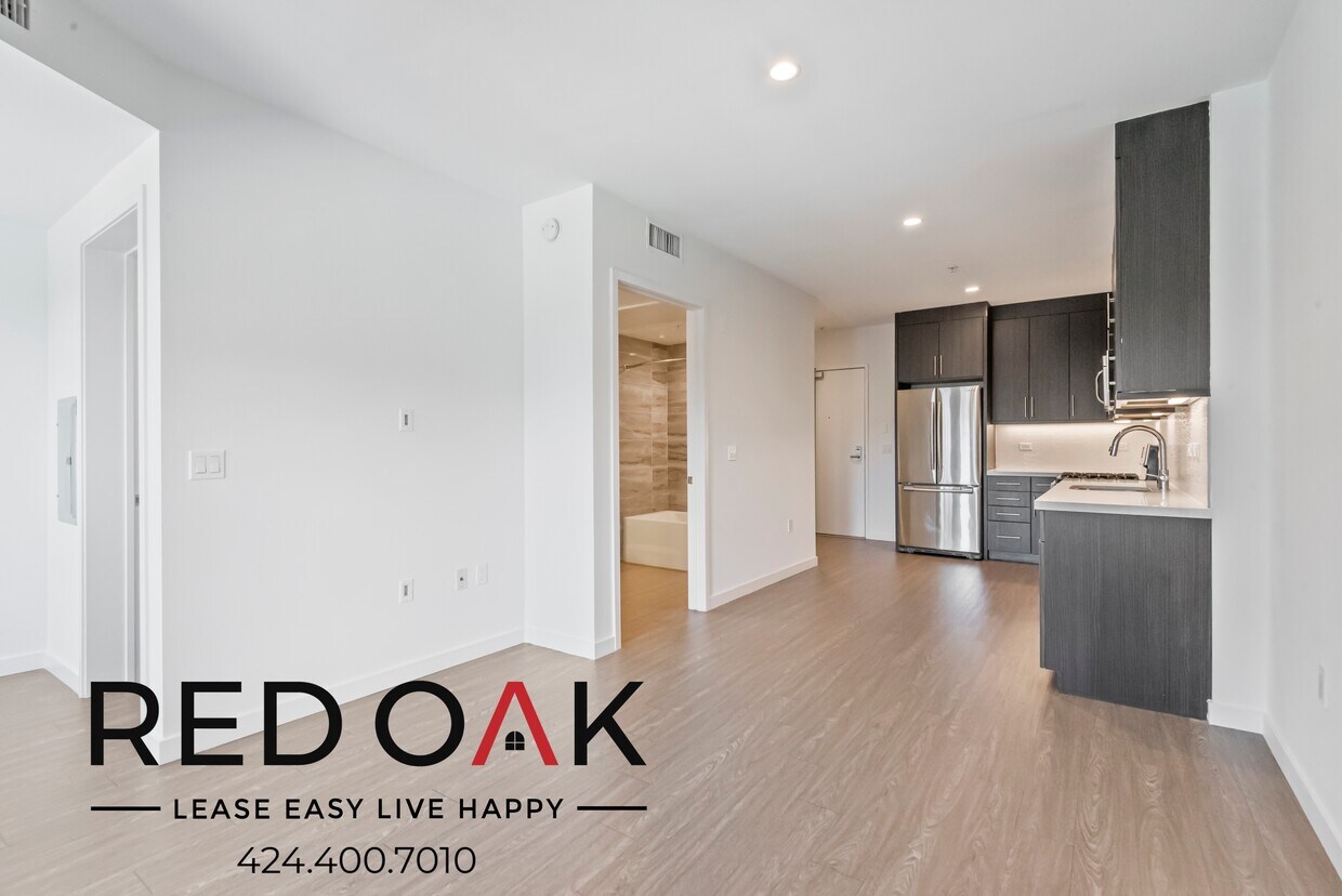 Foto principal - 11405 Chandler Blvd