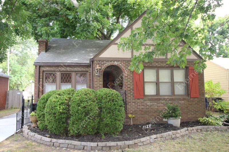 Foto principal - 1127 E 36th Pl