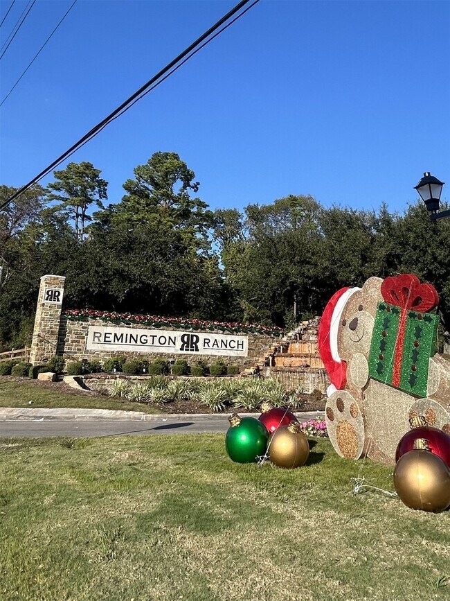 Foto del edificio - 18702 Desert Marigold Dr