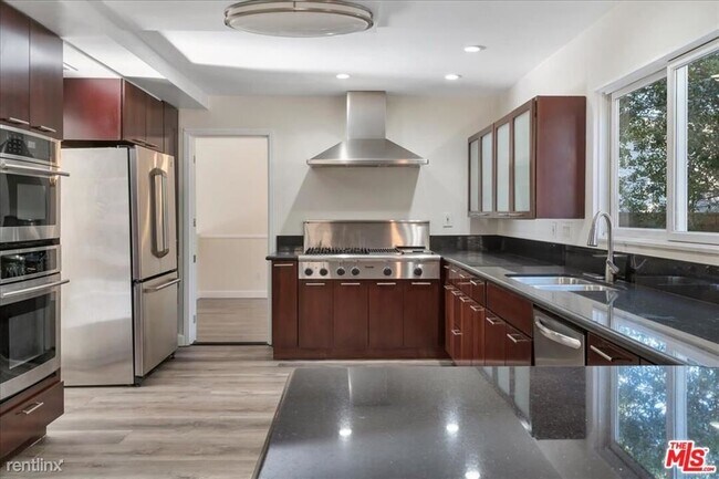 Foto del edificio - 5 br, 3 bath House - 20001 Gypsy Ln