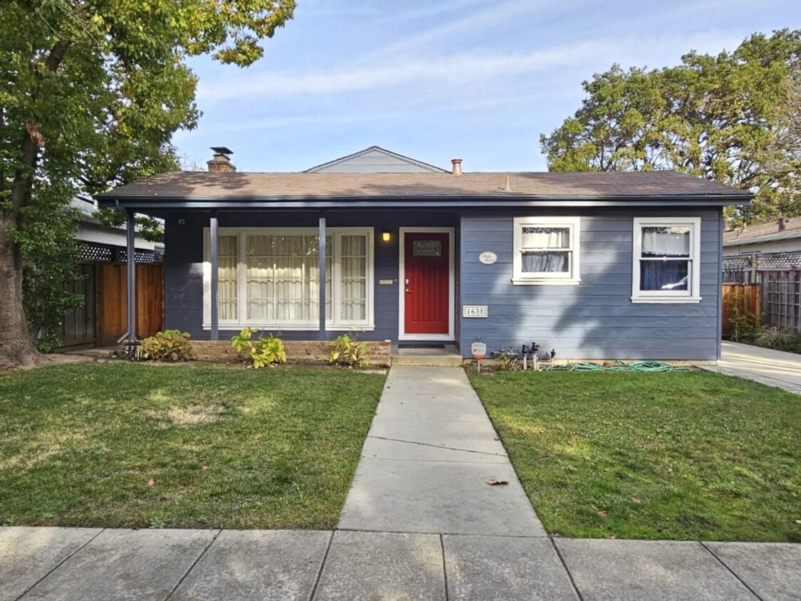 Foto principal - Charming 3 Bedroom Home in Southgate Neigh...