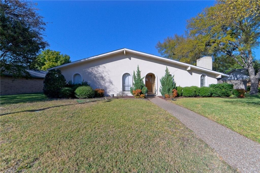 6755 Winterwood Ln, Dallas, TX 75248 House Rental in Dallas, TX