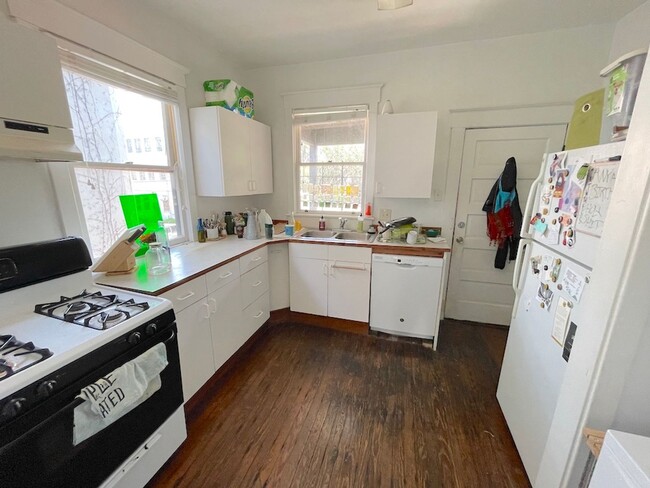 Foto del edificio - 2236 Whitaker St