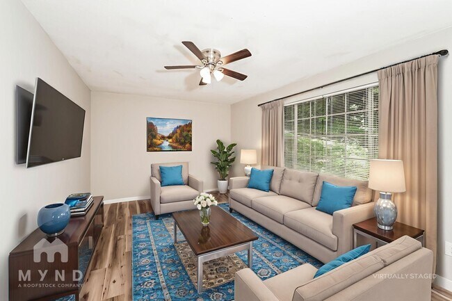 Foto del edificio - 8820 Valley Brook Rd