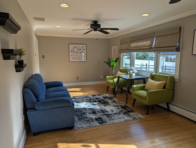 Foto del edificio - 89 Hedgerow Dr