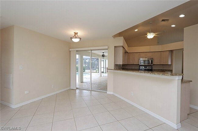 Building Photo - 2701 SW 29th Pl