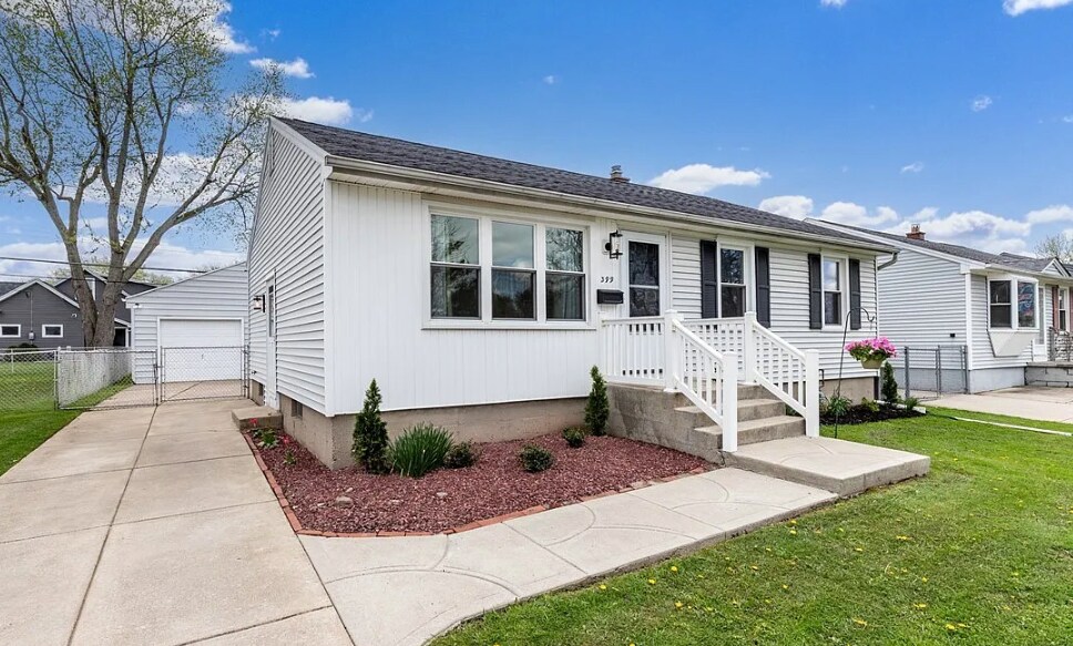 Foto principal - 399 Orchard Dr