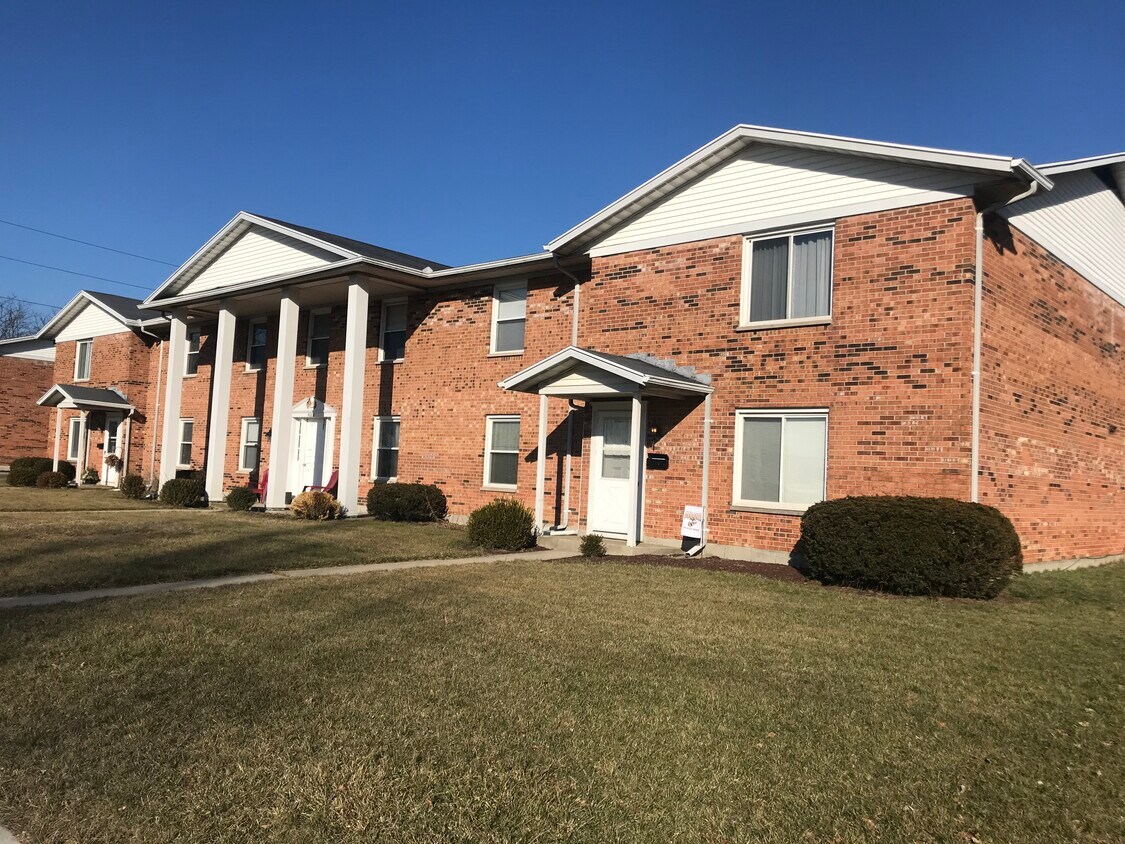 Foto principal - 4688 Marshall Rd