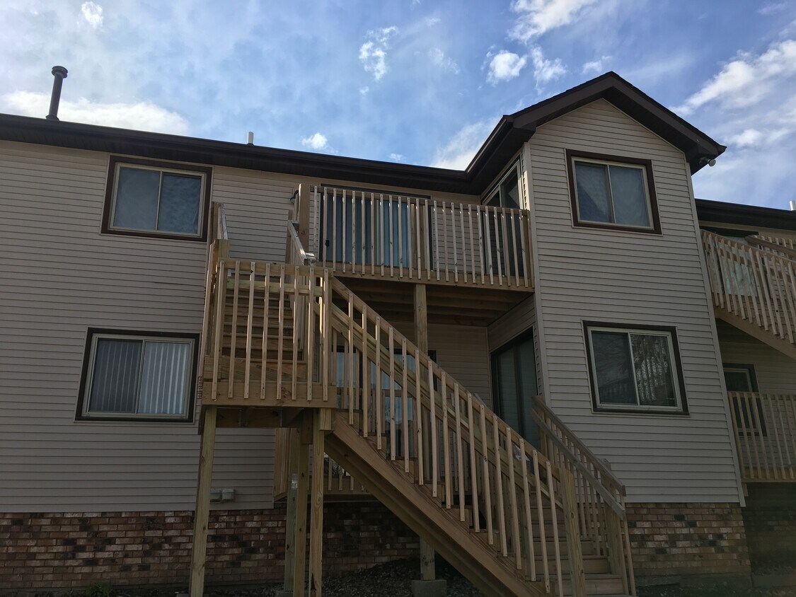 1600 Northbrook Dr, Normal, IL 61761 Condo for Rent in Normal, IL