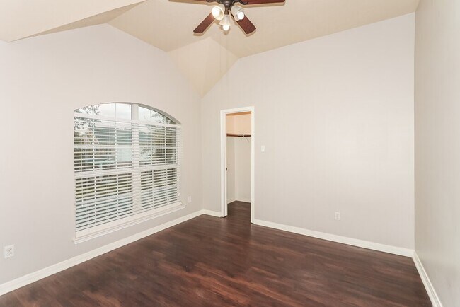 Foto del edificio - 15715 Cheshire Bend Ln