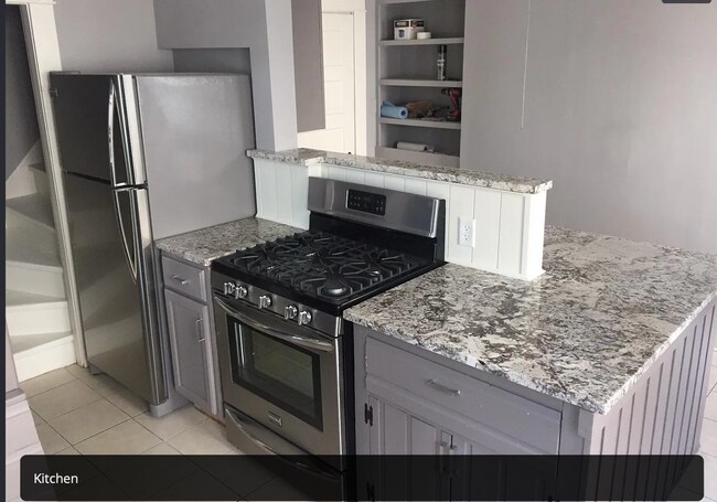 Foto del edificio - 1076 Ashland Ave